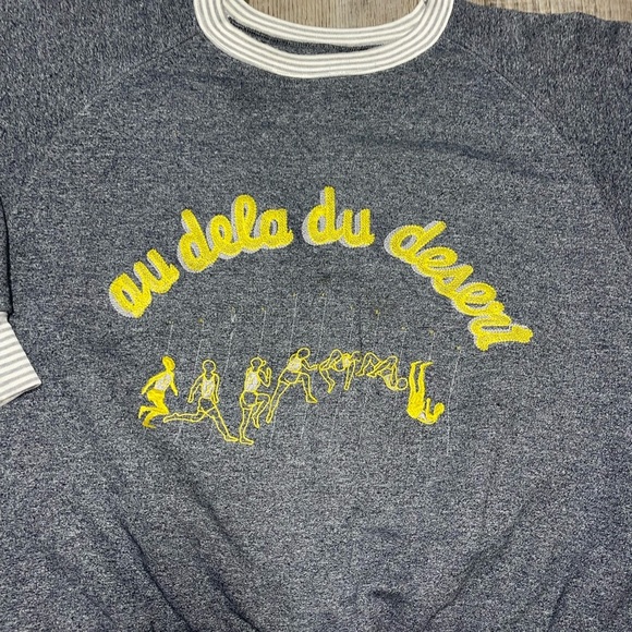 Vintage Y2k gray graphic French au dela du desert sweatshirt crewneck 2x - Picture 4 of 7